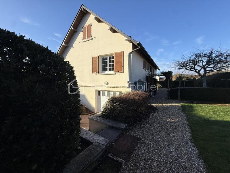 Maison - 130 m² - 7 pièces
