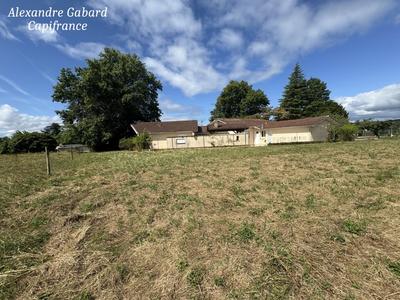 Maison - 206 m² - 9 pièces