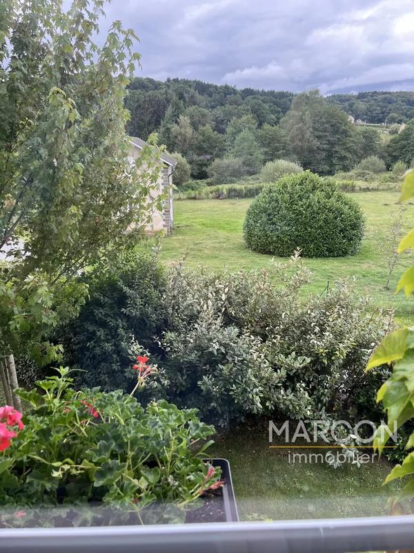 Maison - 250 m² - 3 pièces