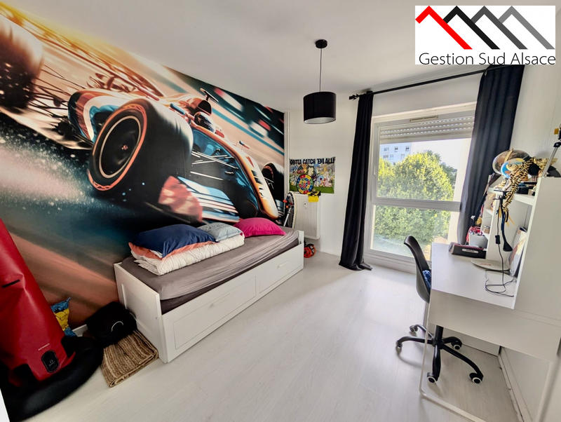 Appartement - 83 m² - 4 pièces