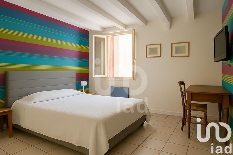 Maison - 200 m² - 8 pièces