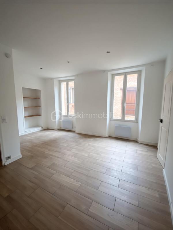 Studio - 24 m² - 1 pièce