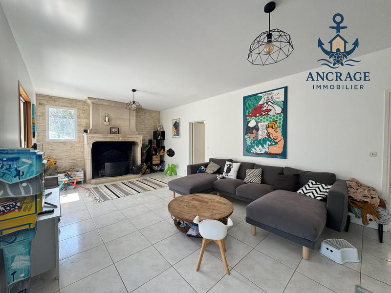 Maison - 210 m² - 5 pièces