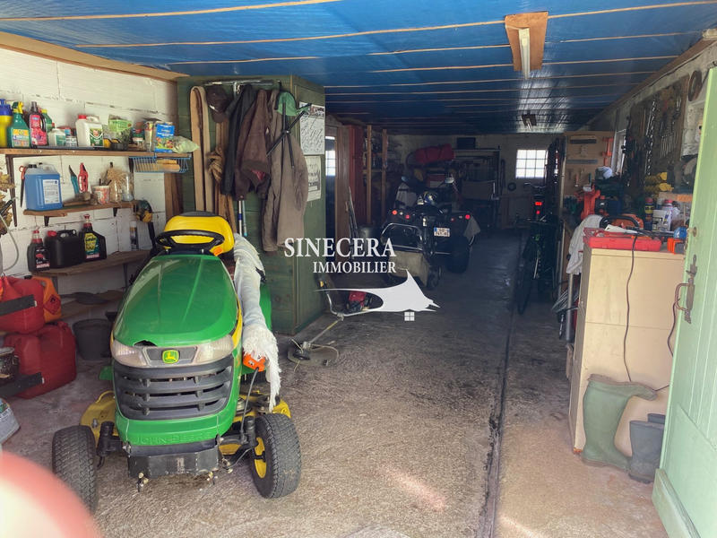 Maison - 227 m² - 9 pièces