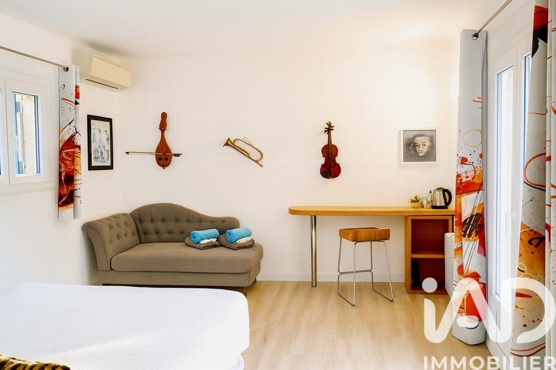 Maison - 282 m² - 10 pièces