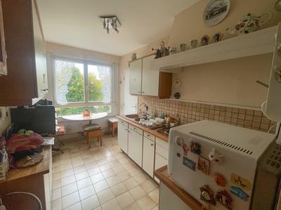 Appartement - 83 m² - 4 pièces