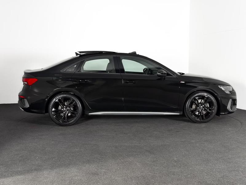 Audi A3 Berline 30 Tdi 116ch s-Line Toit Ouvrant Virtual Cockpit Gps Camera Regul Clim Park Assist