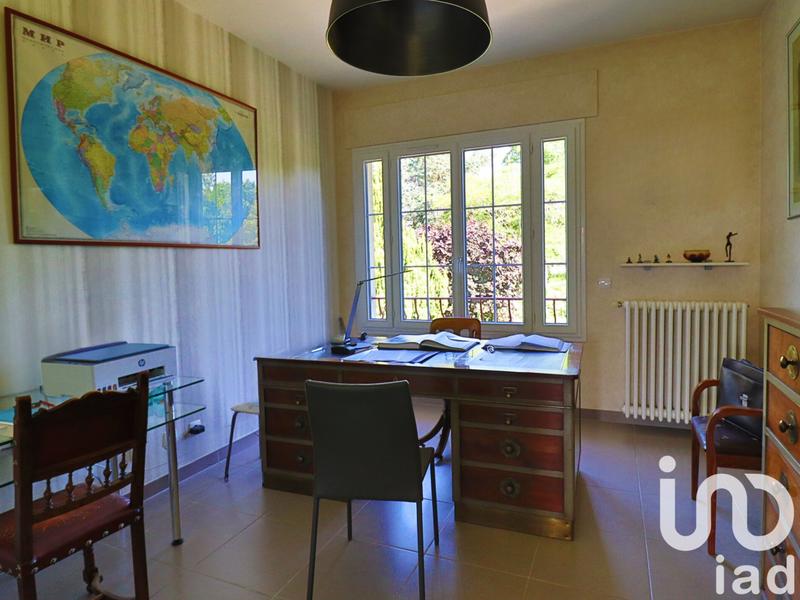 Maison - 306 m² - 7 pièces