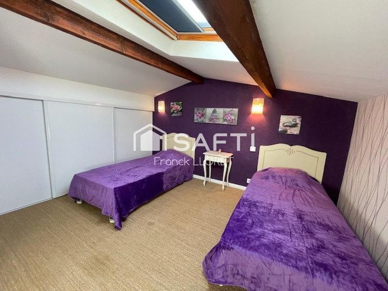 Maison - 200 m² - 10 pièces