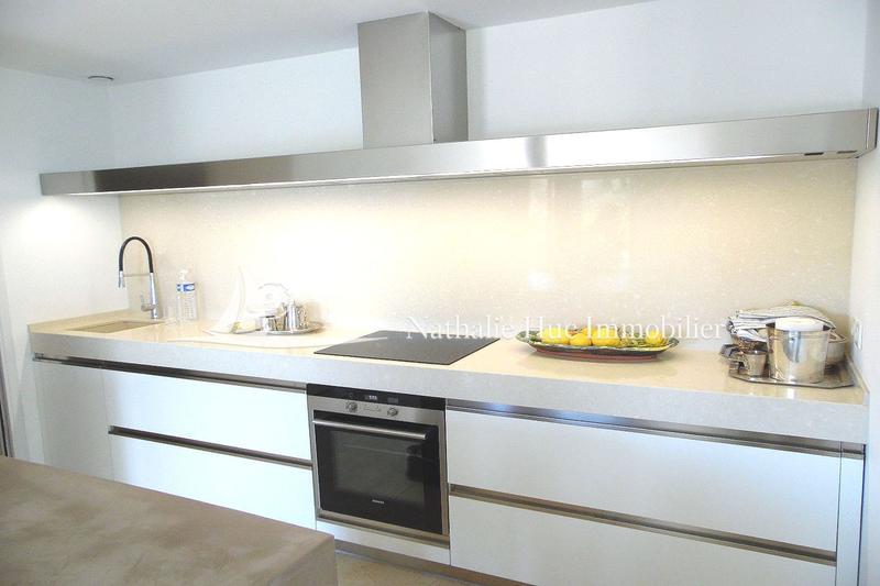 Propriété - 213 m² - 4 pièces