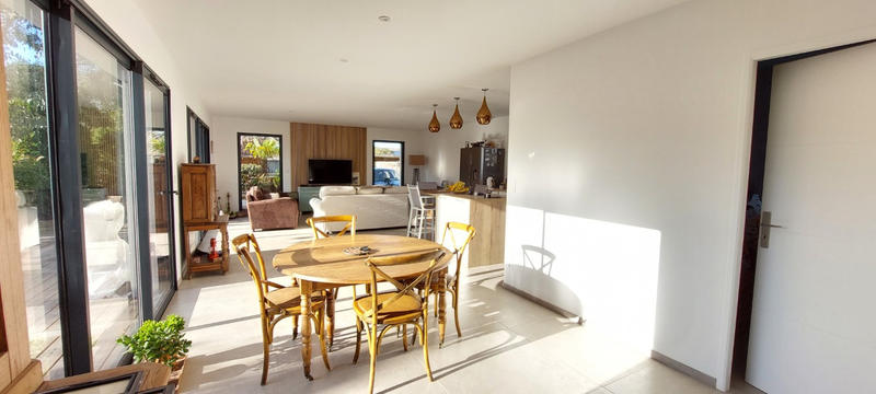 Maison - 120 m² - 4 pièces