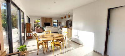 Maison - 120 m² - 4 pièces