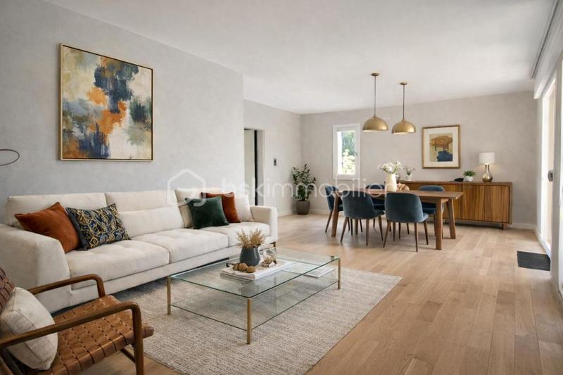 Maison - 215 m² - 7 pièces