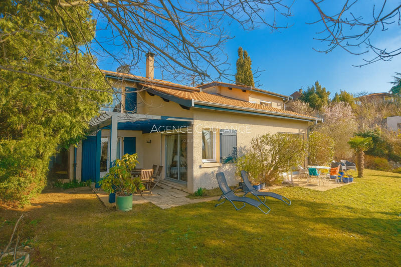 Maison - 170 m² - 6 pièces