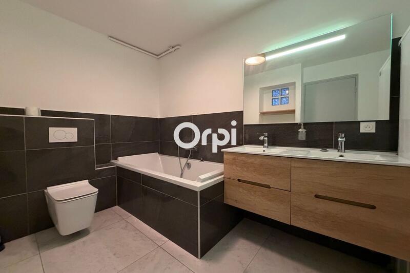 Appartement - 96 m² - 4 pièces