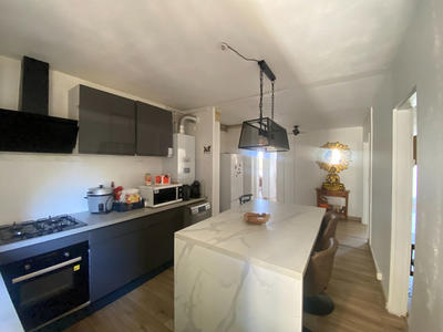 Appartement - 84 m² - 3 pièces