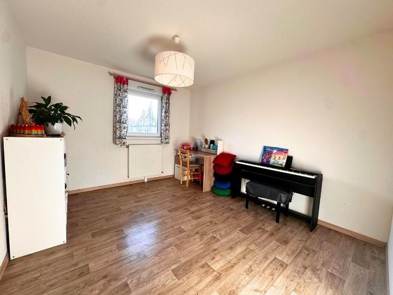 Maison - 100 m² - 6 pièces