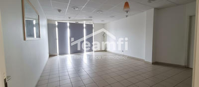 Maison - 245 m² - 7 pièces