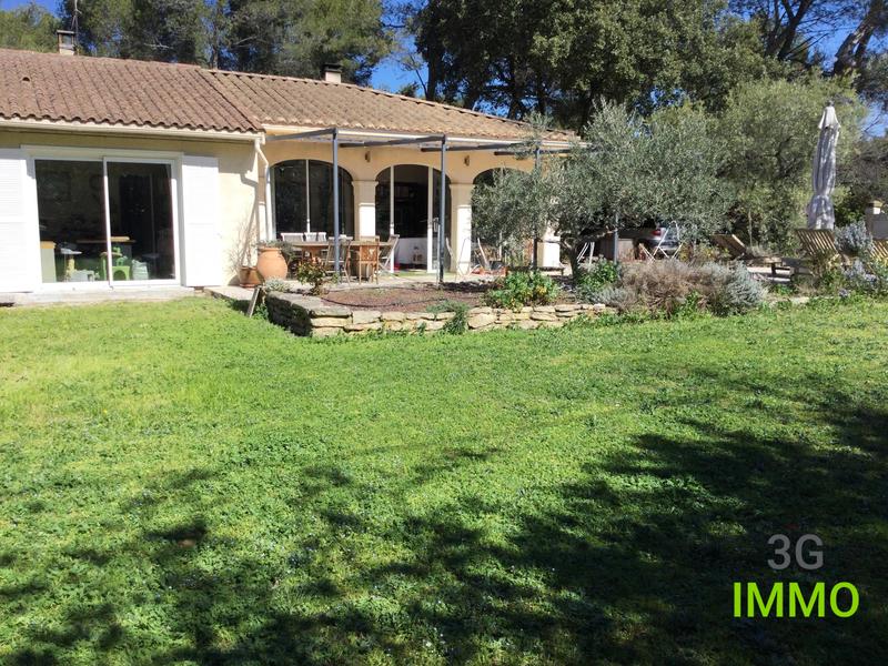 Villa - 145 m² - 6 pièces