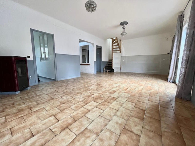 Maison - 95 m² - 5 pièces