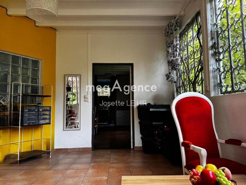 Maison de campagne - 415 m² - 10 pièces