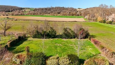 Terrain constructible - 938 m²