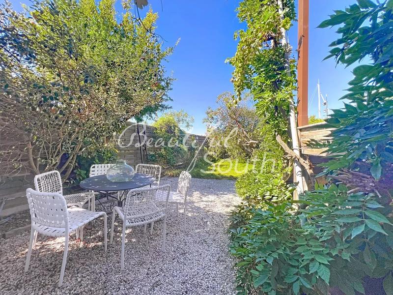 Maison - 186 m² - 7 pièces