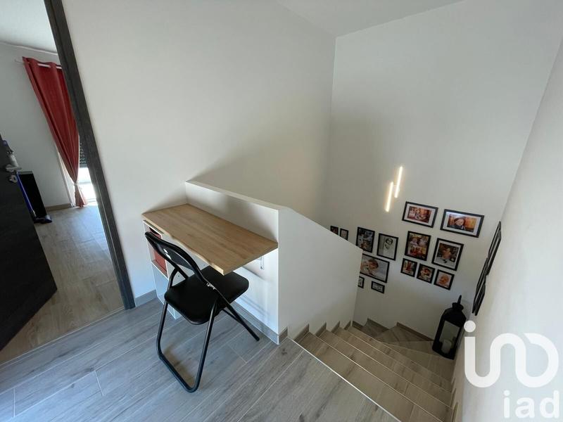Maison - 207 m² - 8 pièces