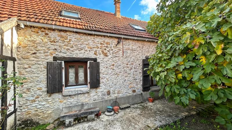 Maison en pierre - 82 m² - 4 pièces