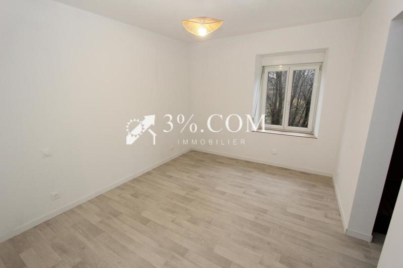 Maison - 99 m² - 5 pièces