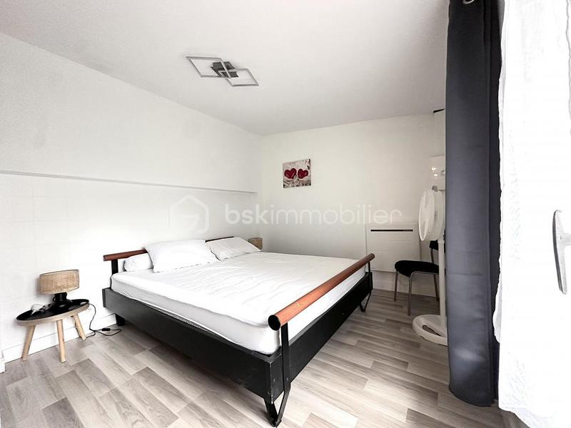 Maison - 265 m² - 8 pièces