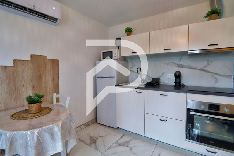 Villa - 165 m² - 9 pièces