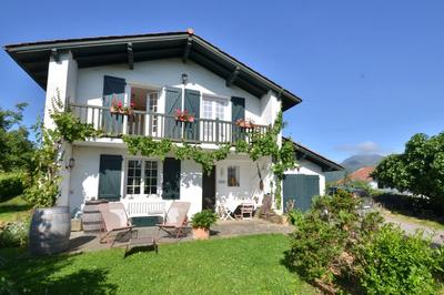 Maison - 105 m² - 6 pièces