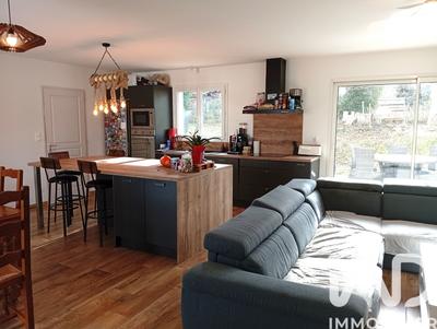 Maison - 97 m² - 4 pièces