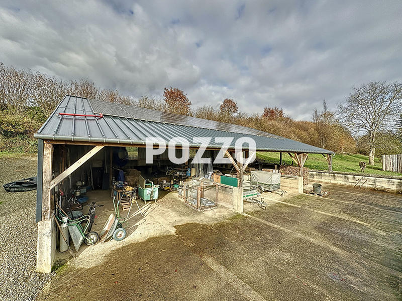 Maison - 268 m² - 9 pièces