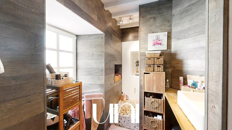 Maison - 186 m² - 6 pièces