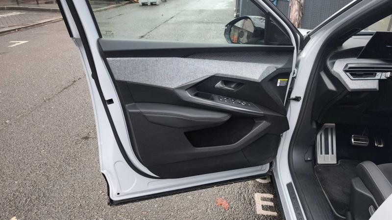 Peugeot 5008 1.2 Hybrid 145 e-Dsc6 Gt - 7 places Entretien constructeur