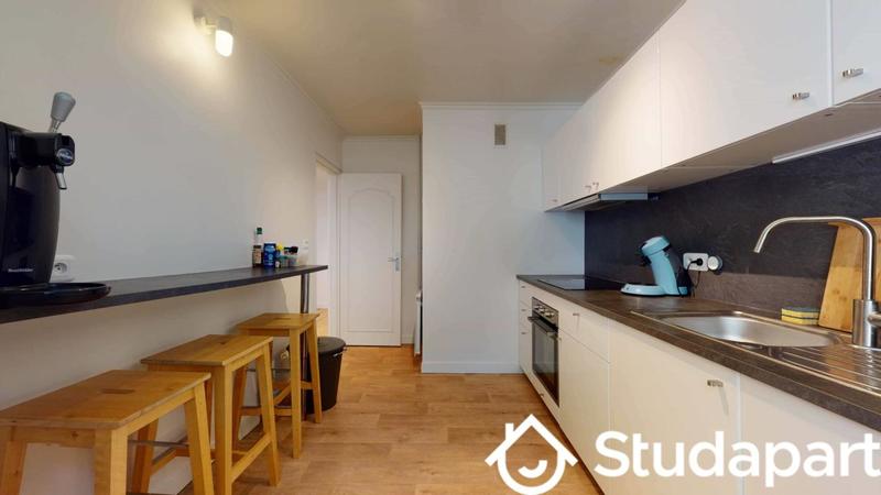 Chambre - 14 m² - 1 pièce