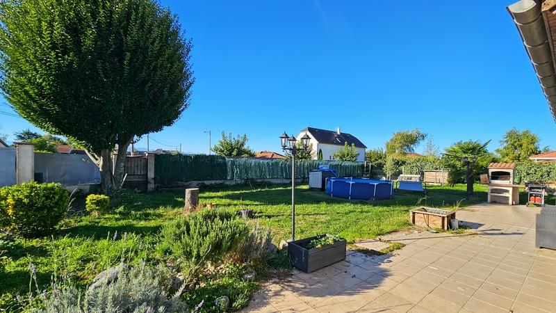 Maison - 103 m² - 4 pièces