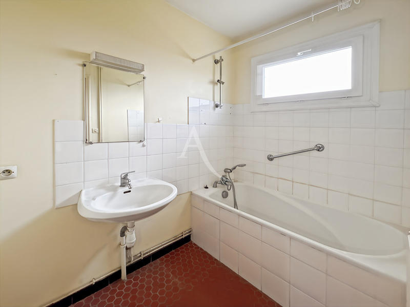 Maison - 77 m² - 3 pièces