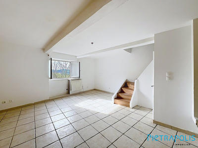 Maison - 101 m² - 5 pièces