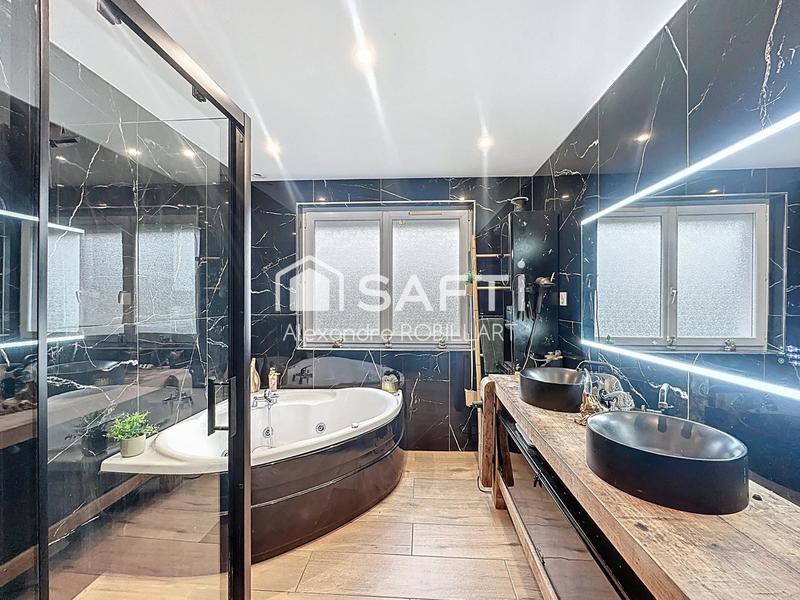 Maison - 97 m² - 5 pièces