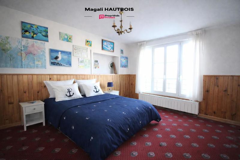 Villa - 220 m² - 10 pièces