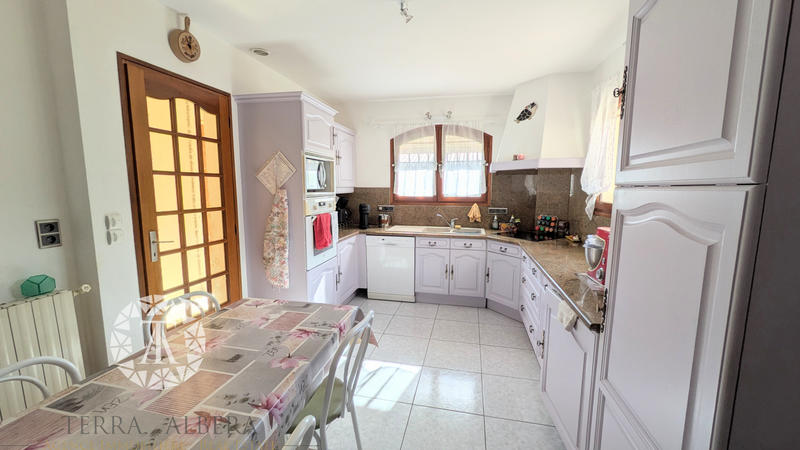 Villa - 99 m² - 4 pièces