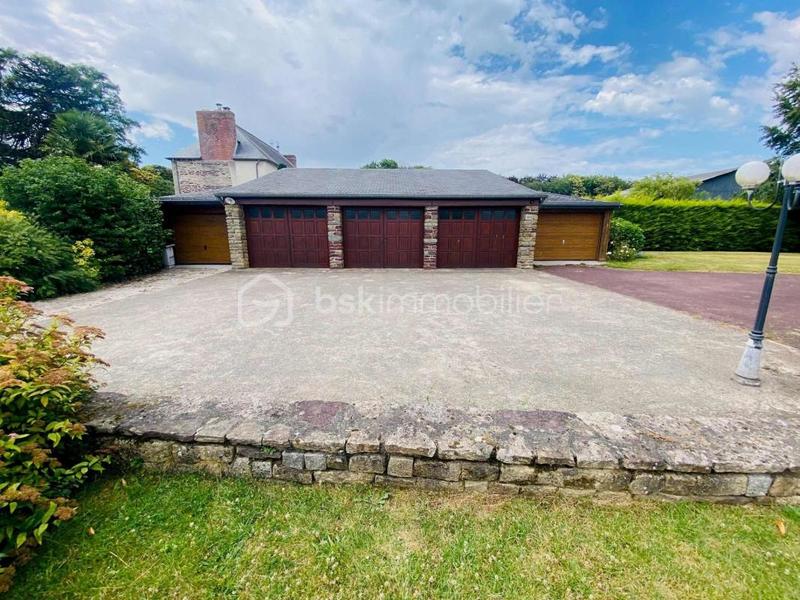 Longère - 310 m² - 10 pièces