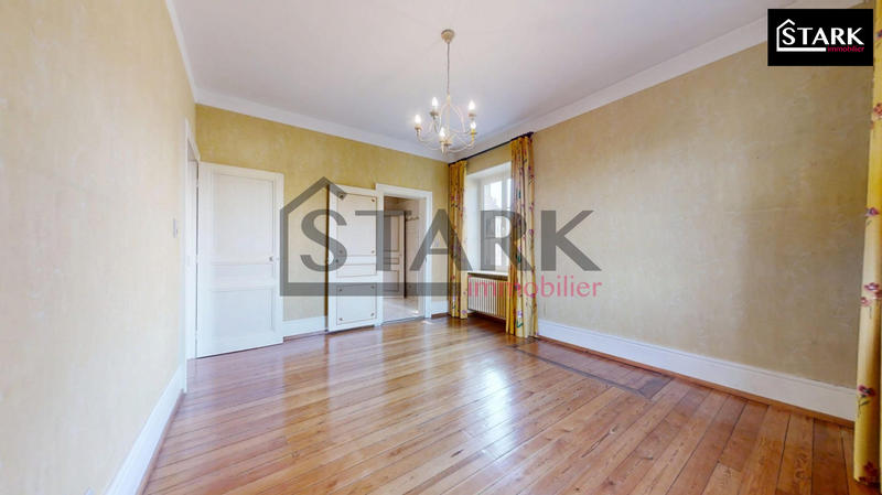 Appartement - 130 m² - 5 pièces