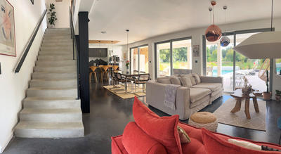 Maison - 188 m² - 8 pièces