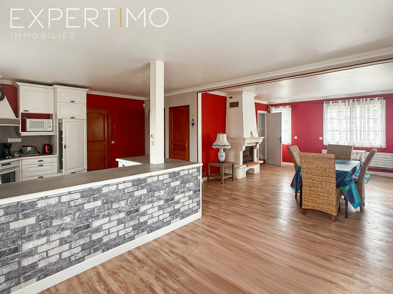 Maison - 106 m² - 6 pièces