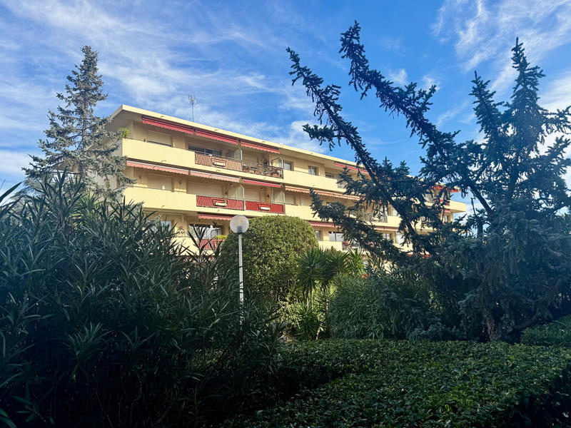 Appartement - 75 m² - 3 pièces