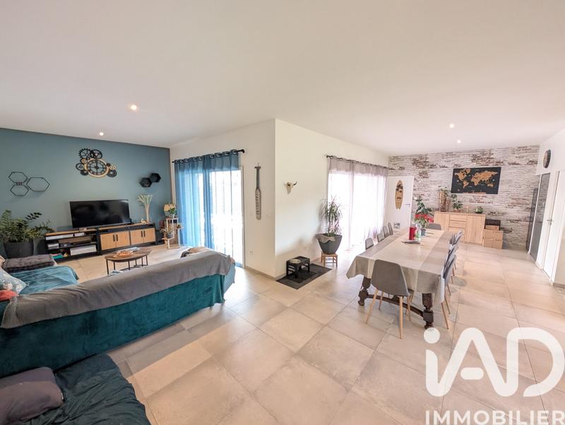 Maison - 152 m² - 7 pièces